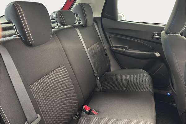 2017 Suzuki Swift Hybrid RS