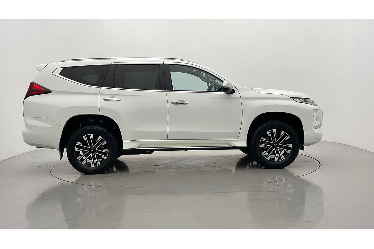 2022 Mitsubishi Pajero Sport GLS QF