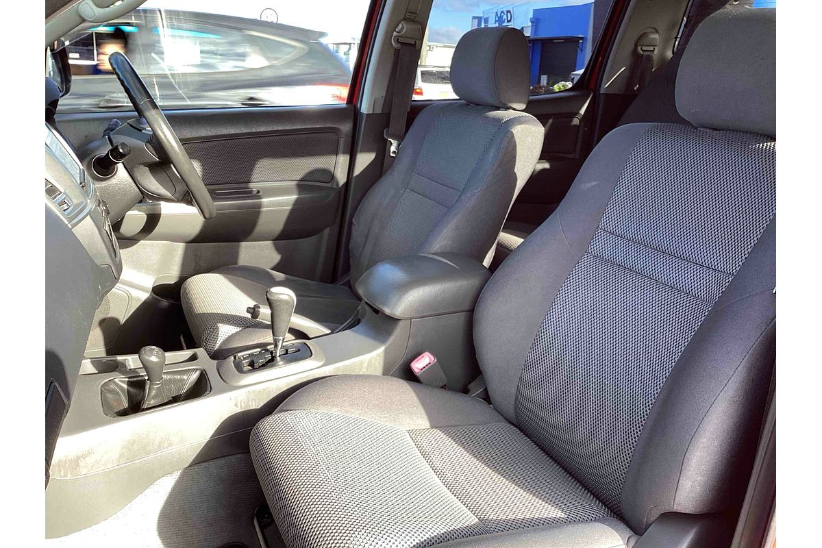 2013 Toyota Hilux SR5 KUN26R 4X4