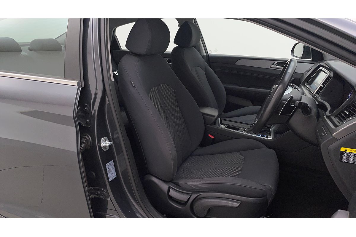 2018 Hyundai Sonata Active LF4