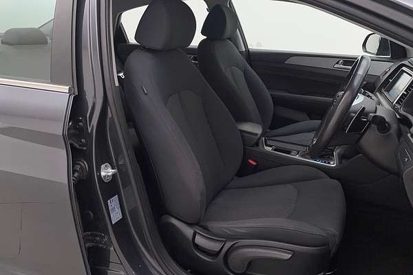 2018 Hyundai Sonata Active LF4