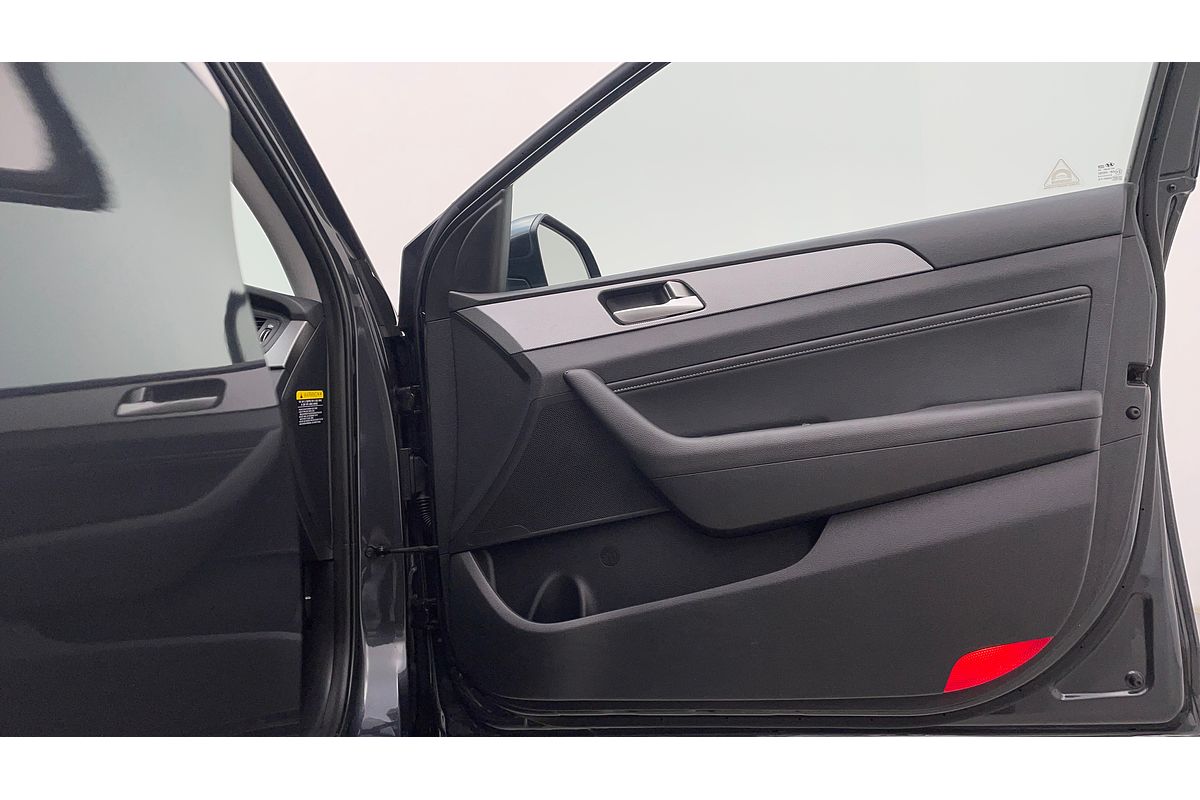 2018 Hyundai Sonata Active LF4