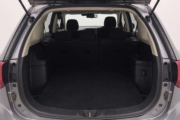 2019 Mitsubishi Outlander ES ADAS ZL