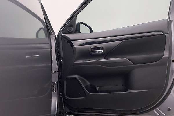 2019 Mitsubishi Outlander ES ADAS ZL