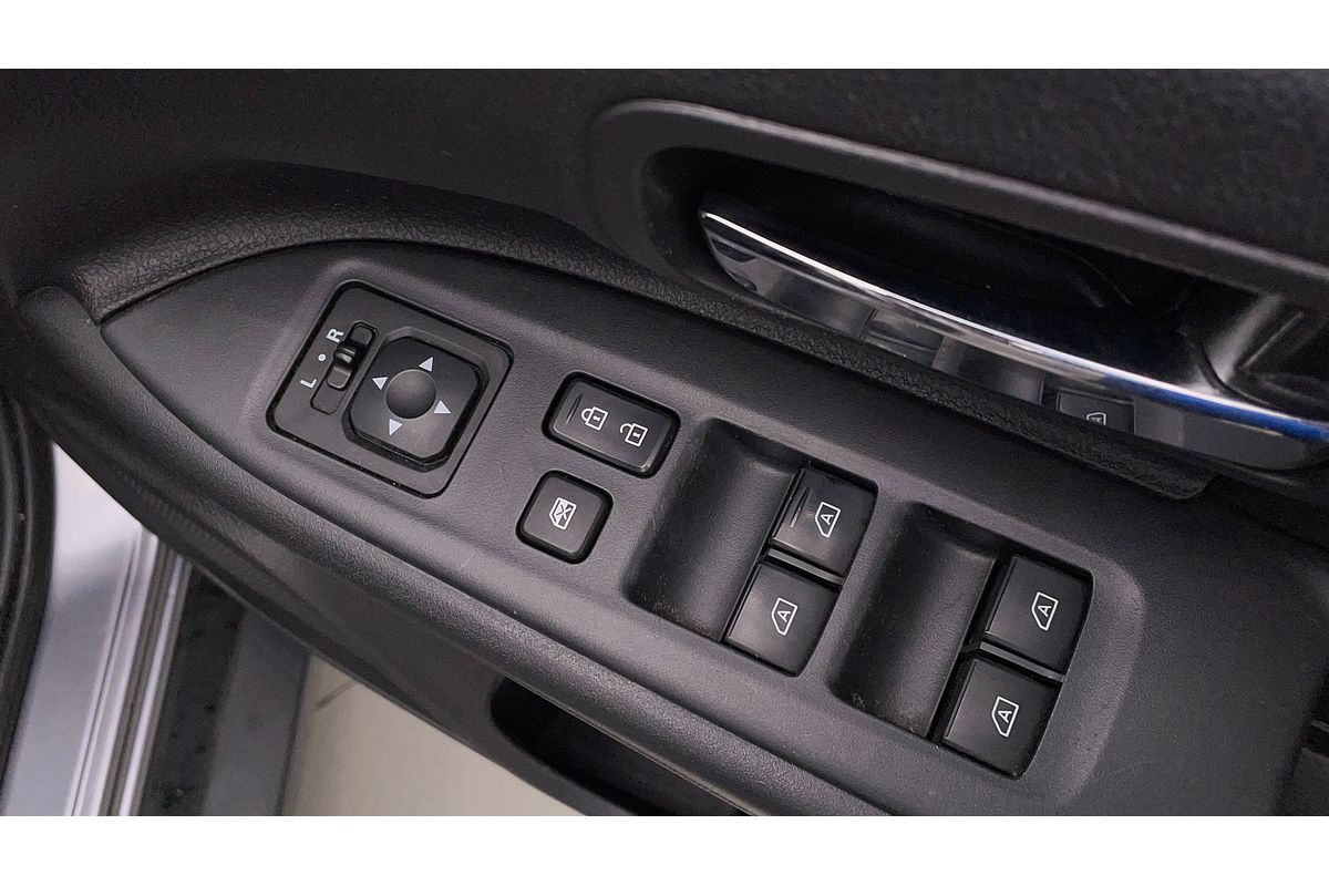 2019 Mitsubishi Outlander ES ADAS ZL