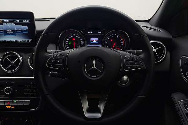 2019 Mercedes-Benz GLA-Class GLA180 X156