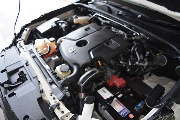 2021 Toyota Hilux SR GUN126R 4X4