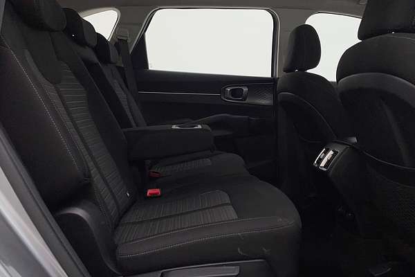 2022 Kia Sorento S MQ4