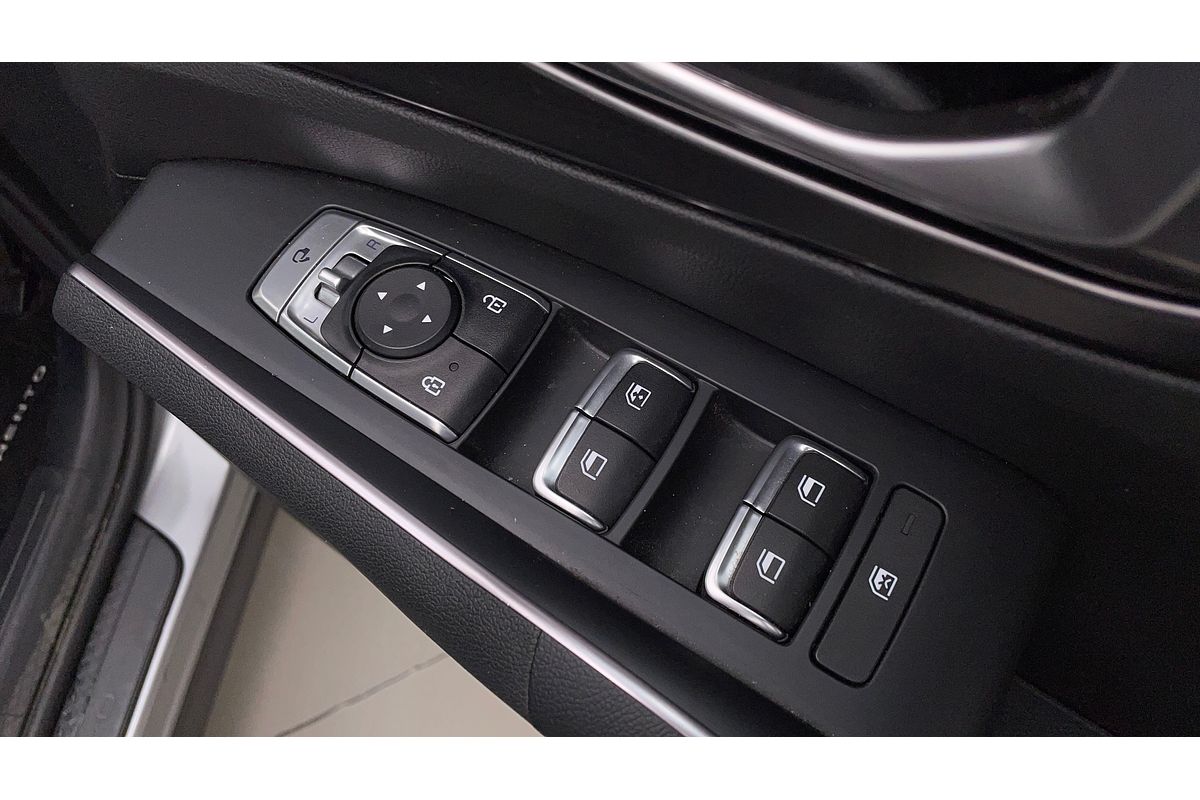 2022 Kia Sorento S MQ4