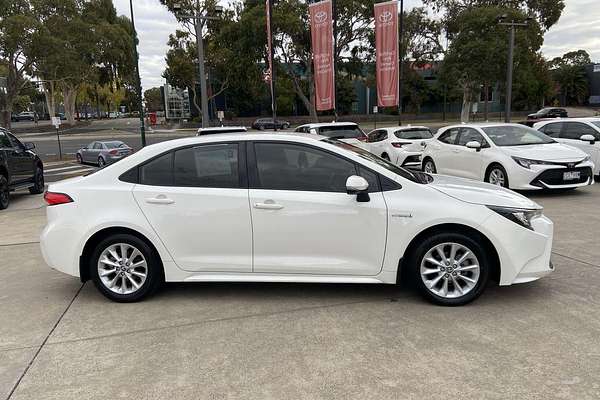 2021 Toyota Corolla Ascent Sport Hybrid ZWE211R