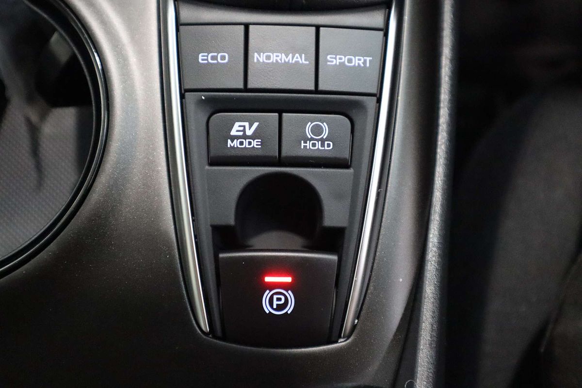 2023 Toyota Camry Ascent AXVH70R