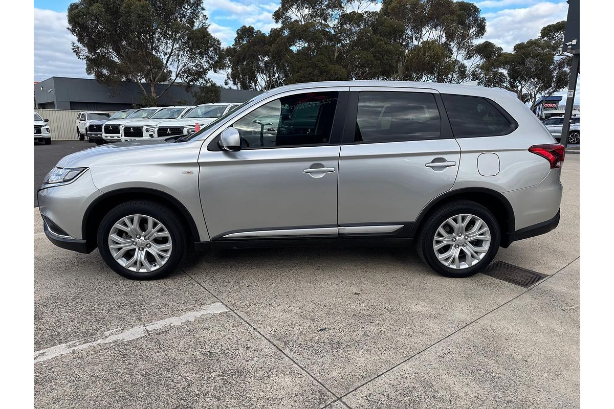 2021 Mitsubishi Outlander ES ZL