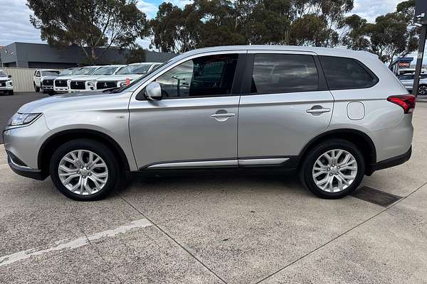 2021 Mitsubishi Outlander ES ZL