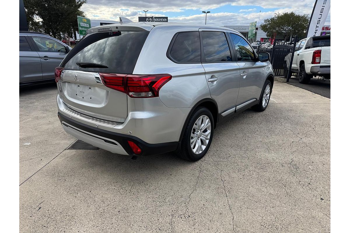 2021 Mitsubishi Outlander ES ZL