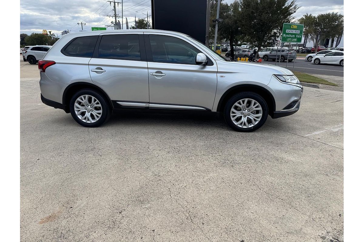 2021 Mitsubishi Outlander ES ZL