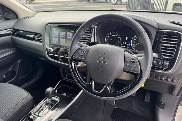 2021 Mitsubishi Outlander ES ZL