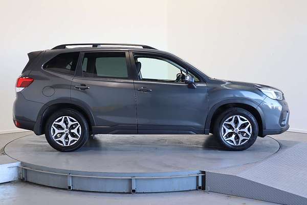 2021 Subaru Forester 2.5i S5