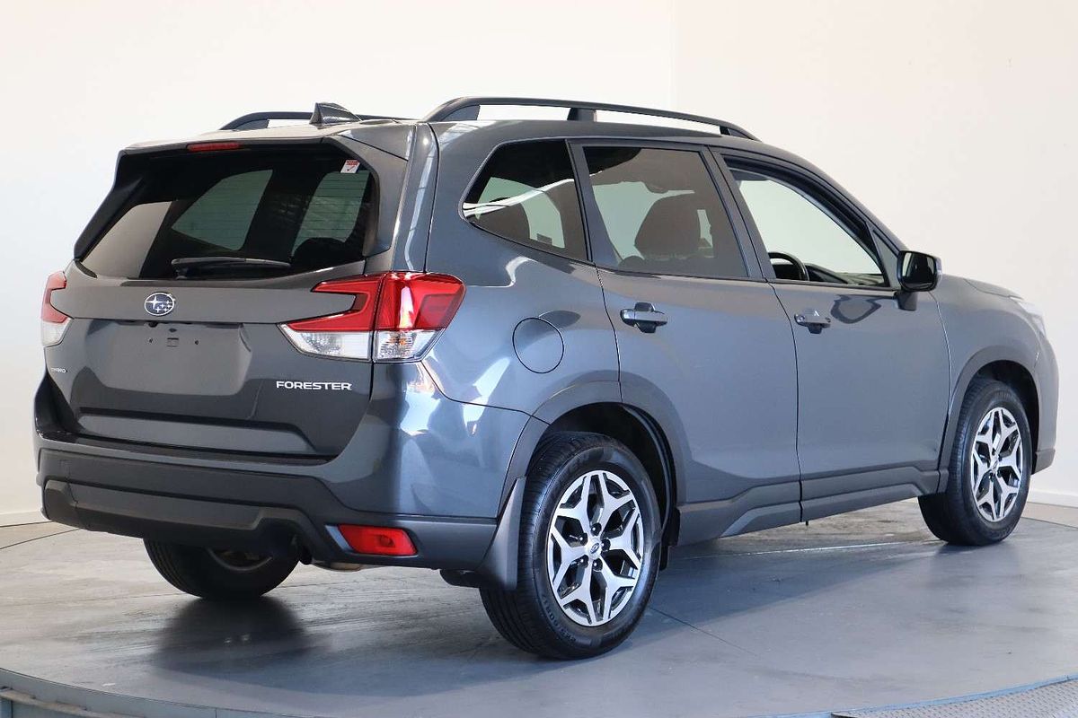 2021 Subaru Forester 2.5i S5