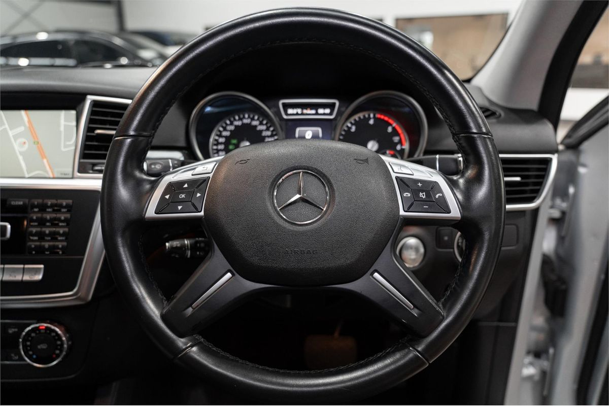 2013 Mercedes-Benz M-Class ML350 BlueTEC W166