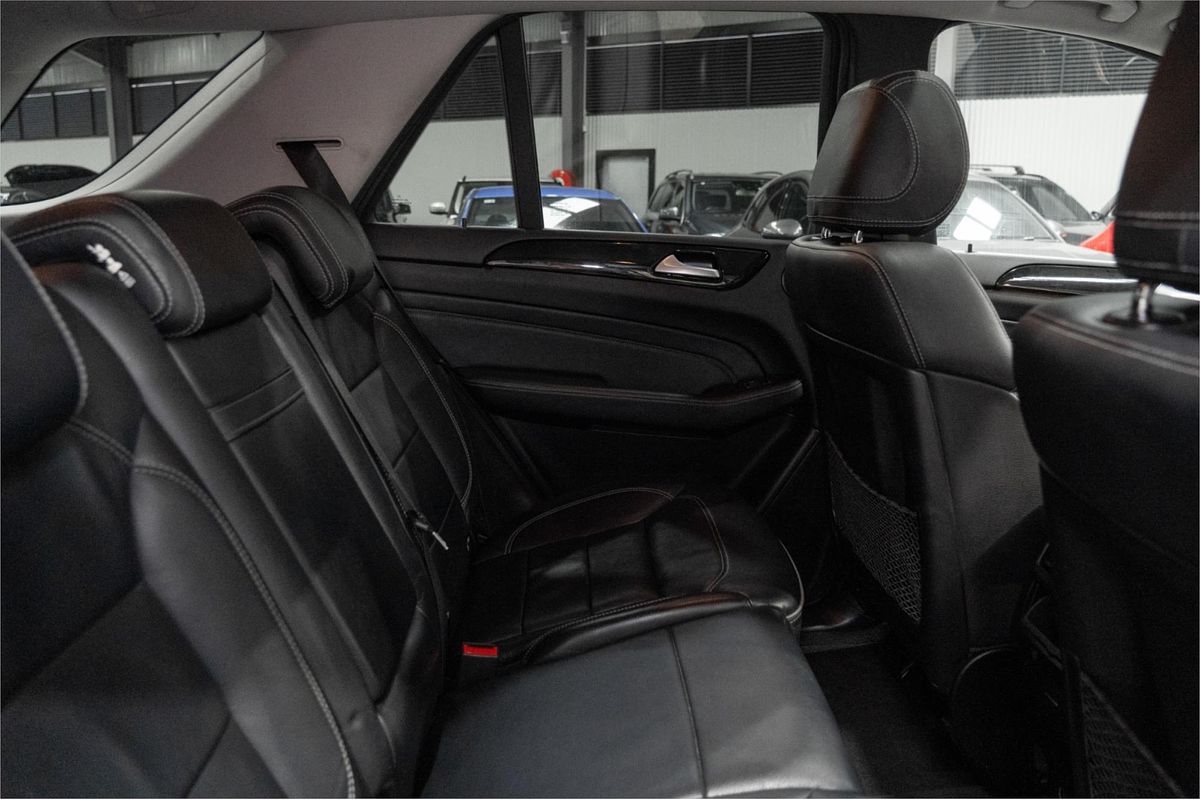 2013 Mercedes-Benz M-Class ML350 BlueTEC W166