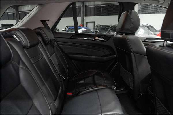 2013 Mercedes-Benz M-Class ML350 BlueTEC W166