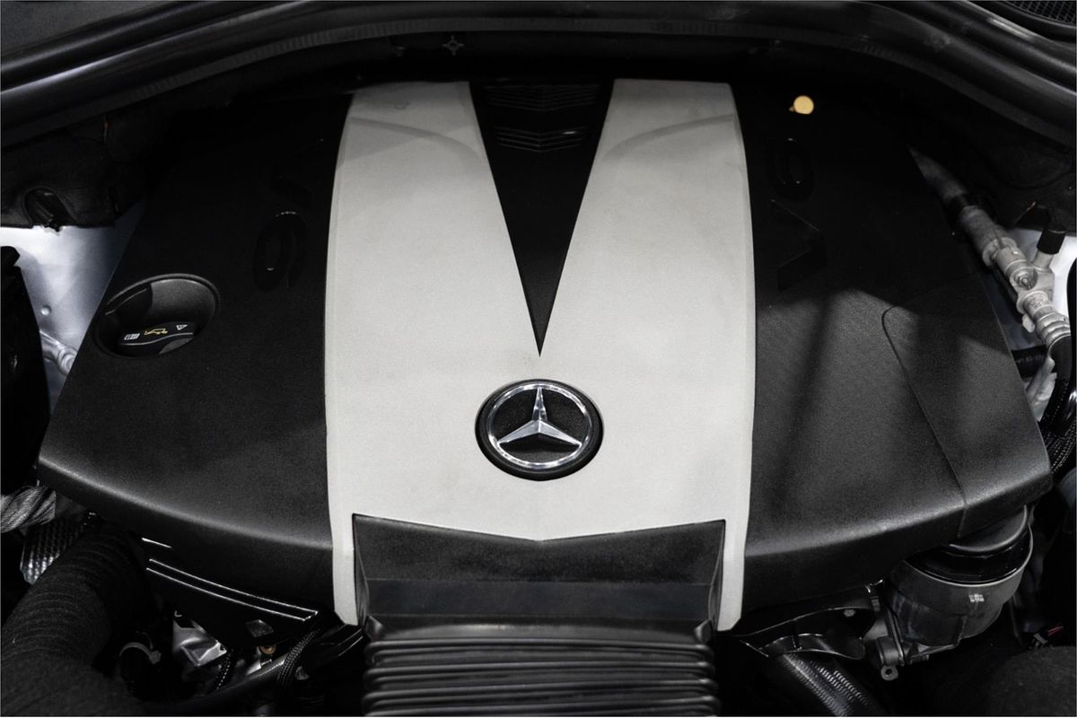 2013 Mercedes-Benz M-Class ML350 BlueTEC W166