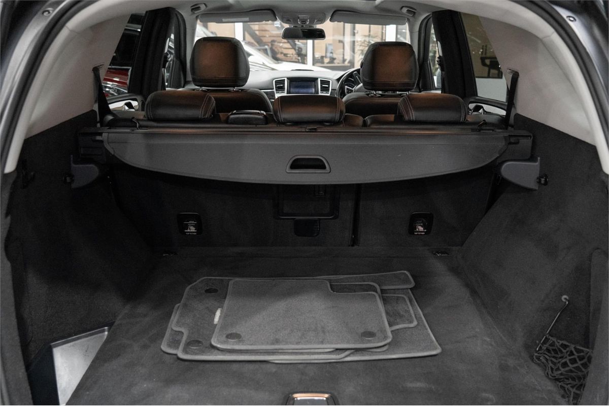 2013 Mercedes-Benz M-Class ML350 BlueTEC W166