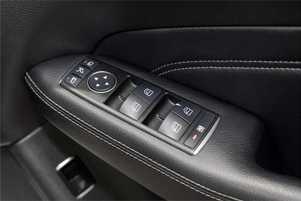 2013 Mercedes-Benz M-Class ML350 BlueTEC W166