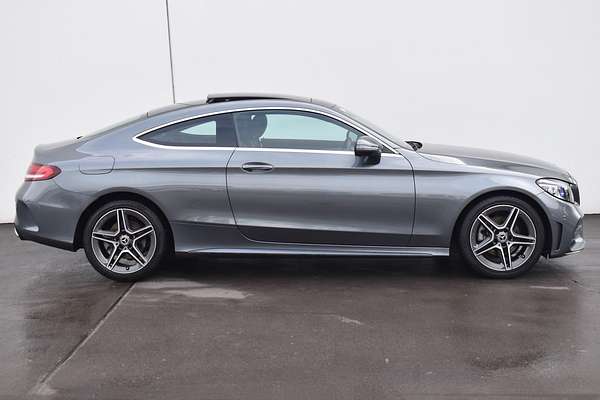2022 Mercedes-Benz C-Class C200 C205