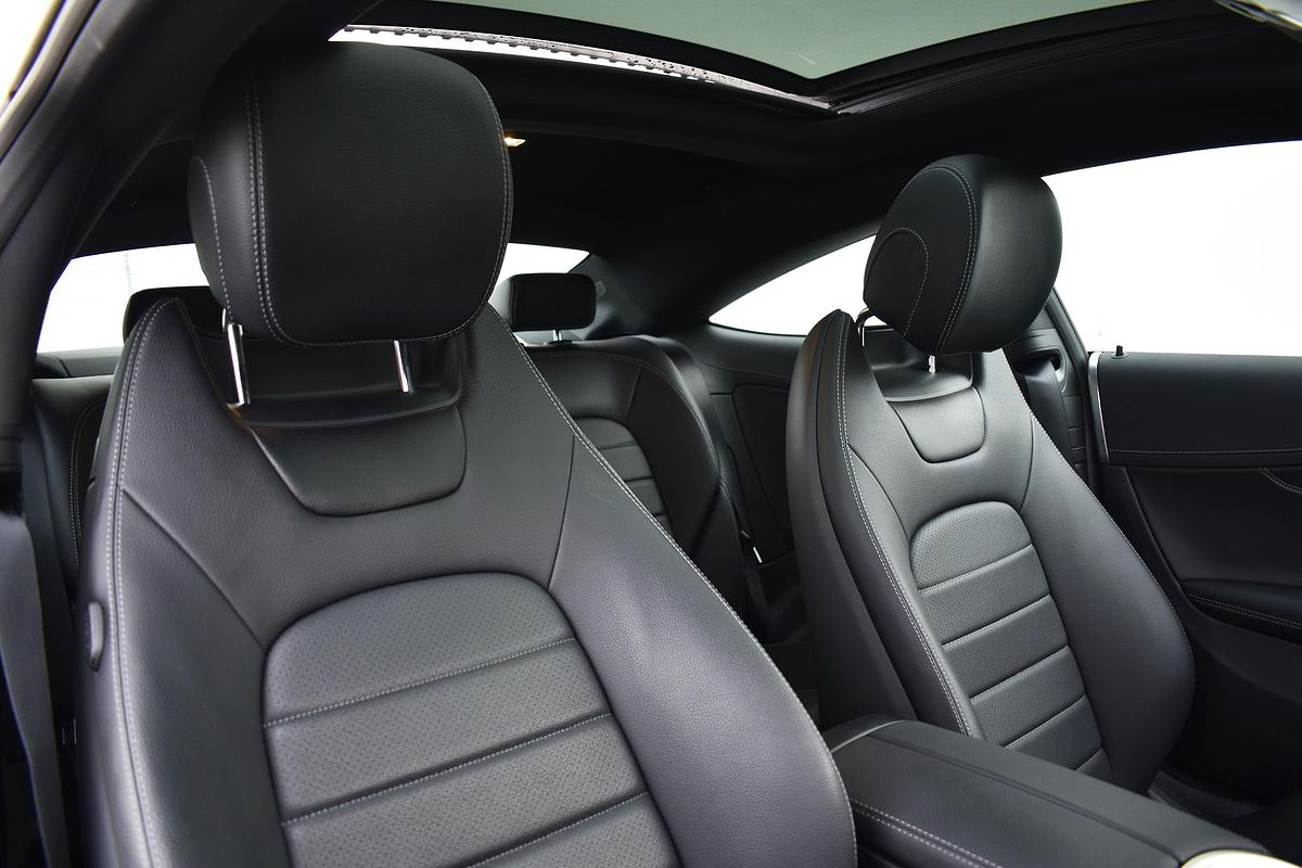2022 Mercedes-Benz C-Class C200 C205