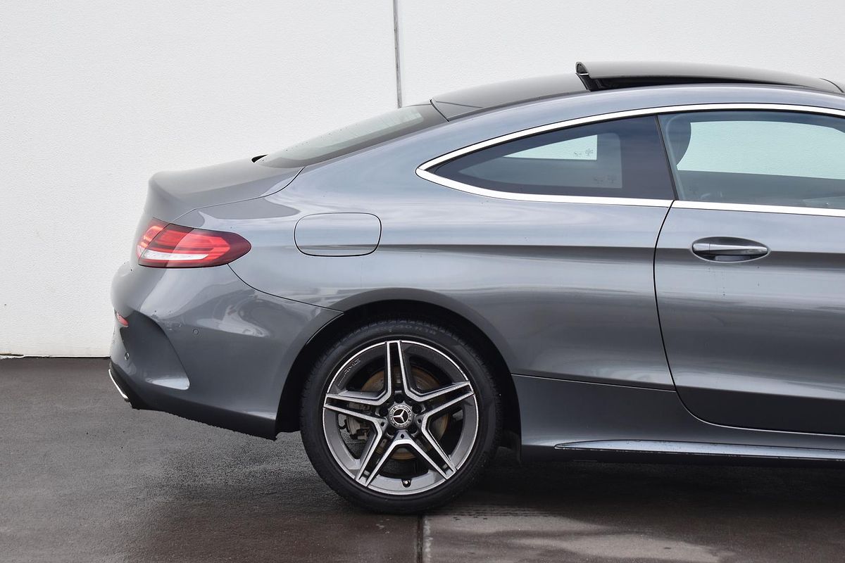2022 Mercedes-Benz C-Class C200 C205