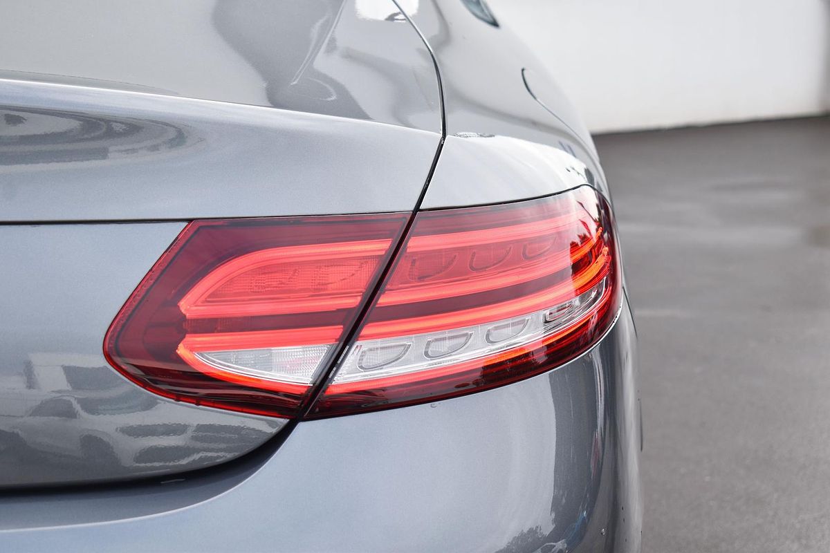 2022 Mercedes-Benz C-Class C200 C205