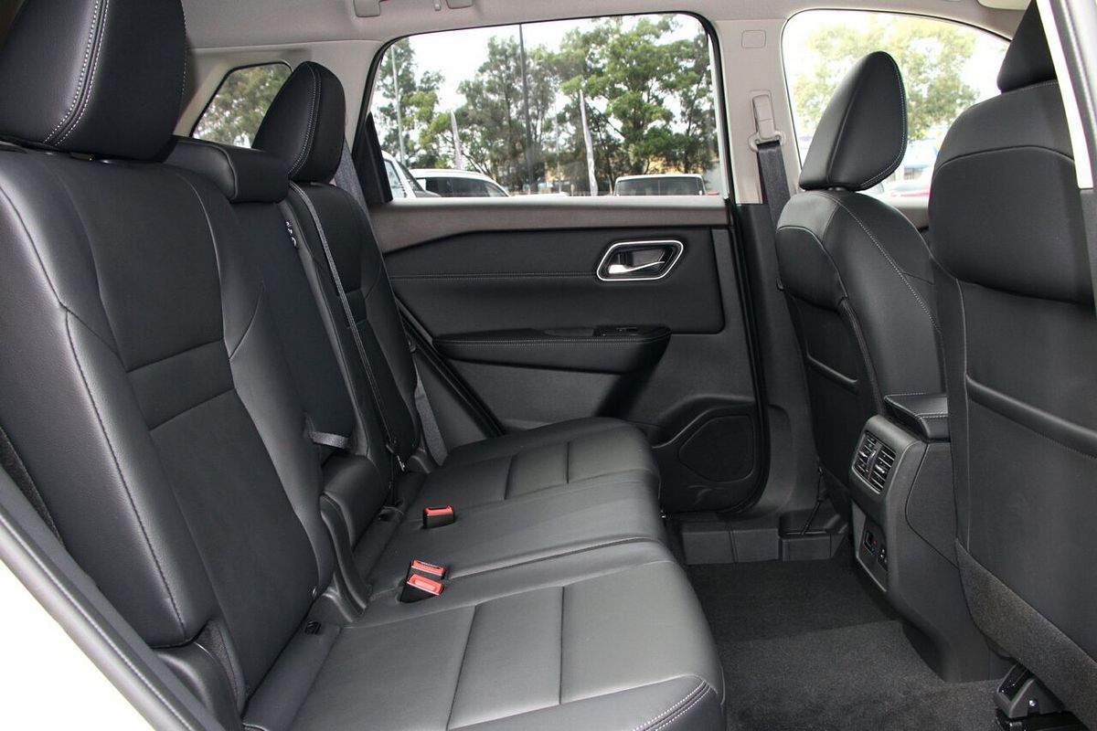 2024 Nissan X-TRAIL Ti T33
