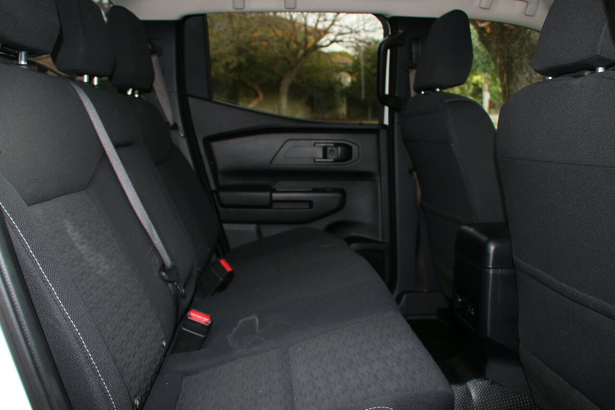 2024 Mitsubishi Triton GLX+ MV 4X4