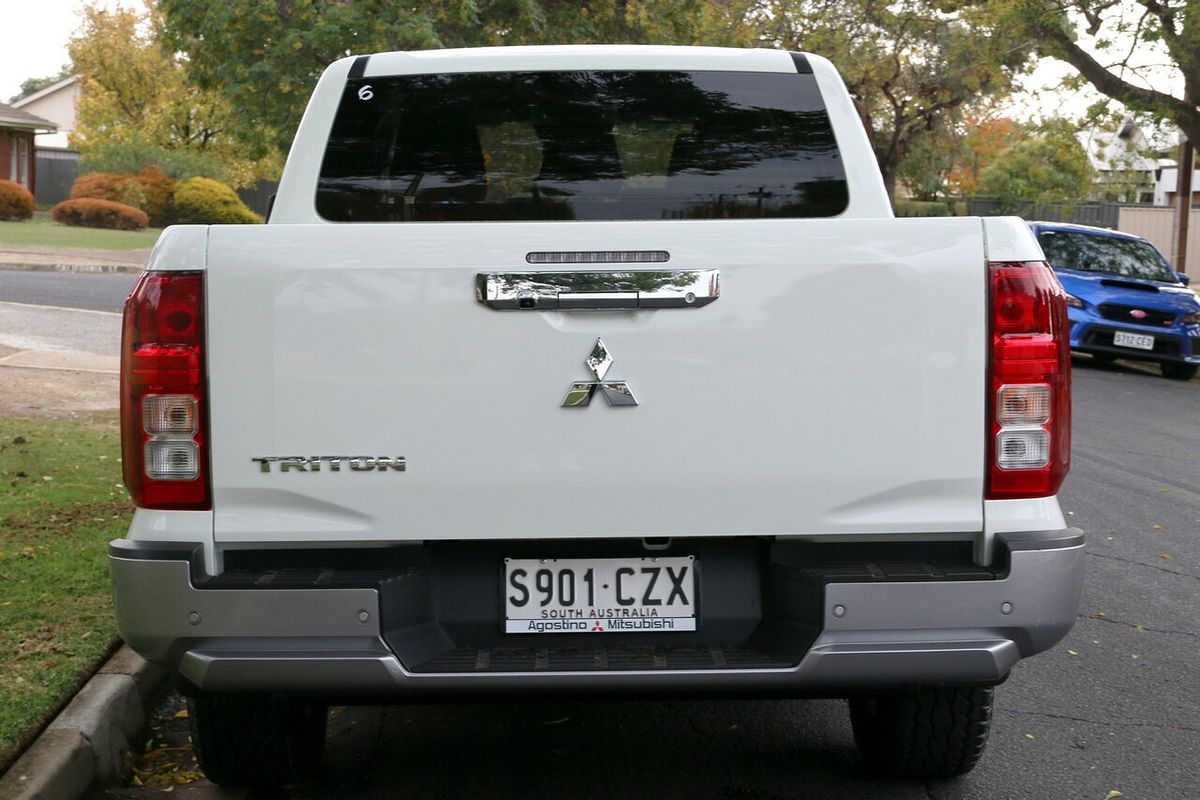 2024 Mitsubishi Triton GLX+ MV 4X4