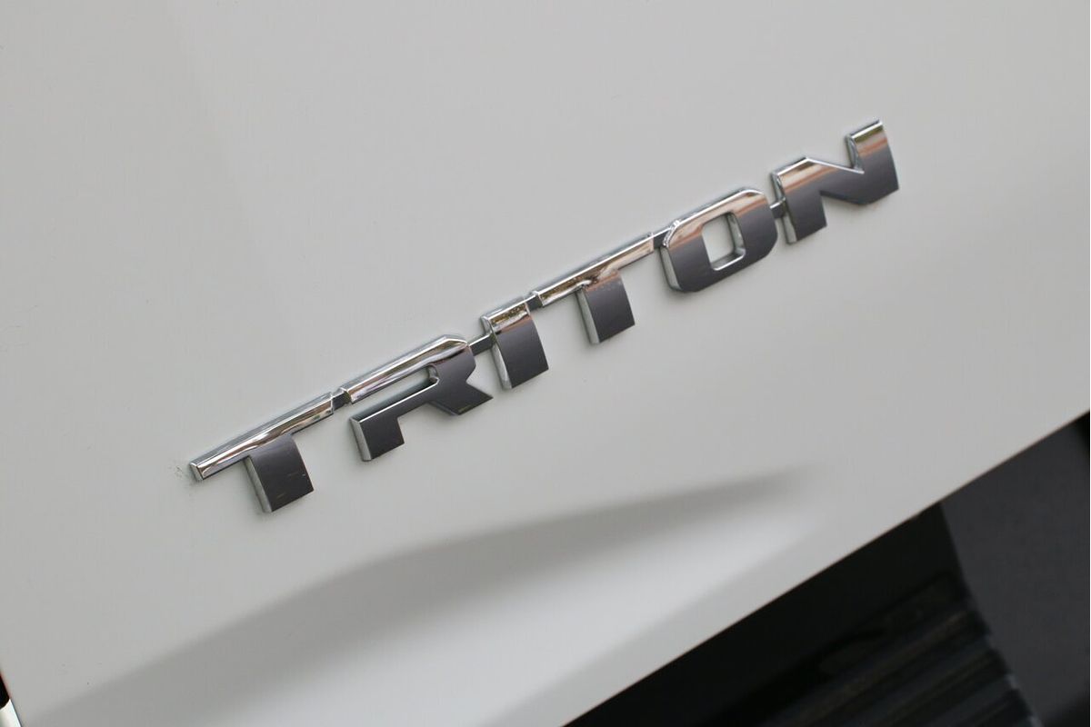 2024 Mitsubishi Triton GLX+ MV 4X4