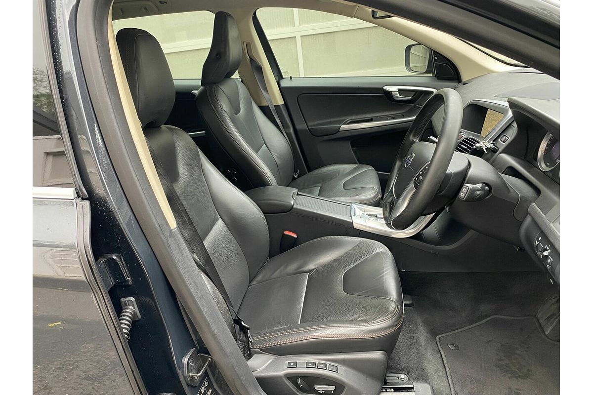 2012 Volvo XC60 T5 Teknik