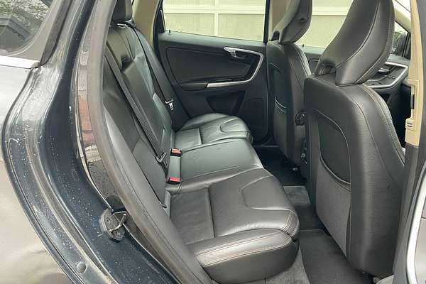 2012 Volvo XC60 T5 Teknik