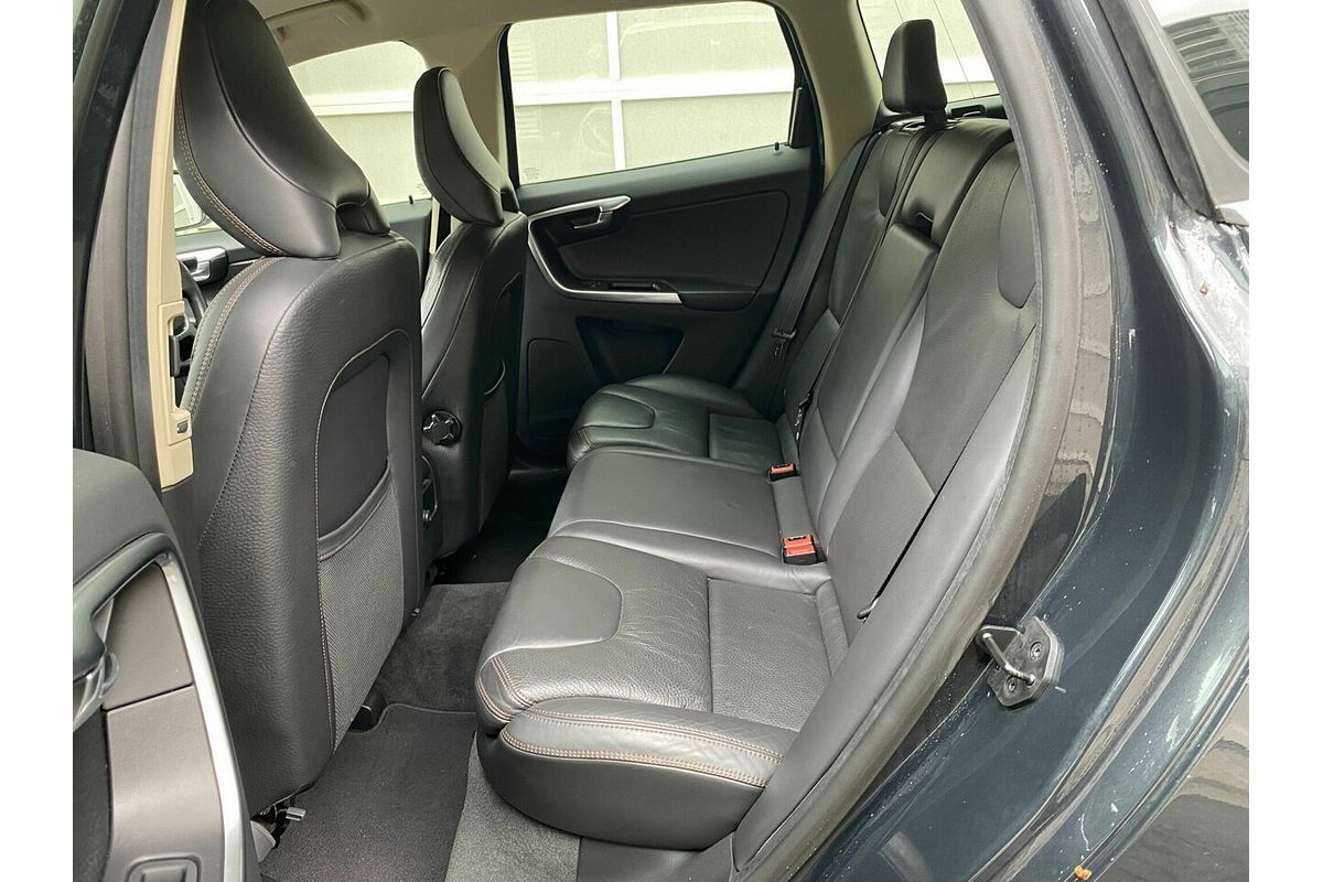 2012 Volvo XC60 T5 Teknik