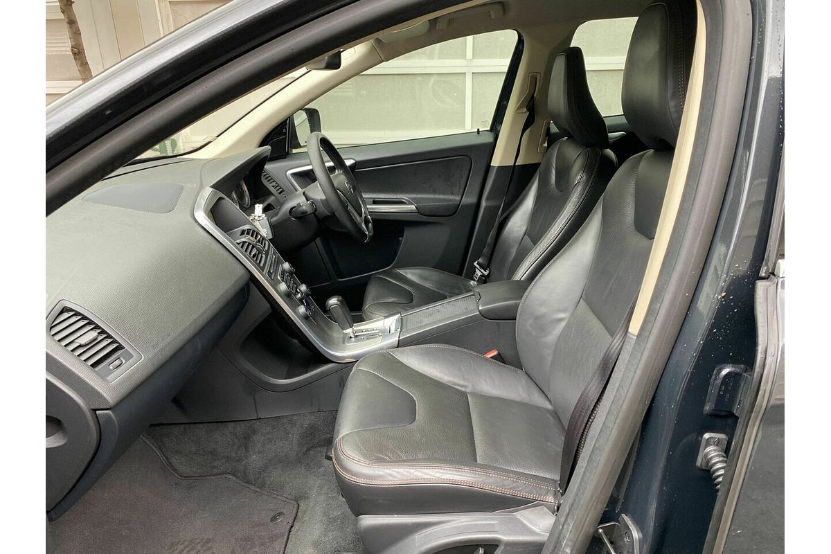 2012 Volvo XC60 T5 Teknik