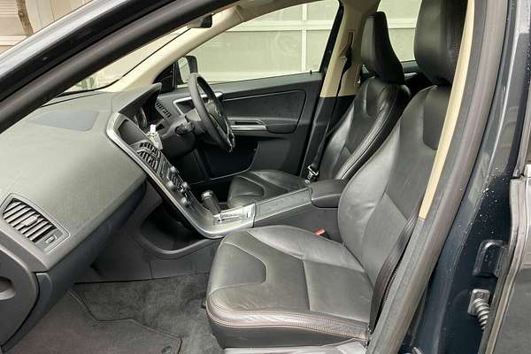 2012 Volvo XC60 T5 Teknik