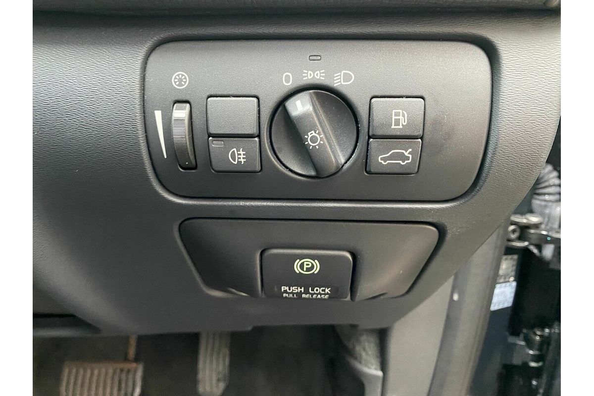 2012 Volvo XC60 T5 Teknik