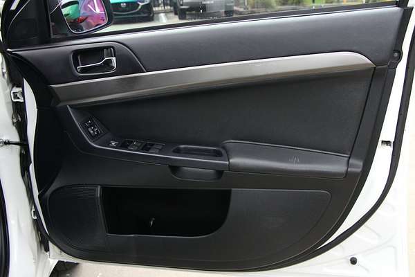 2012 Mitsubishi Lancer ES CJ