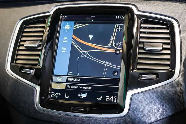 2022 Volvo XC90 B5 Momentum