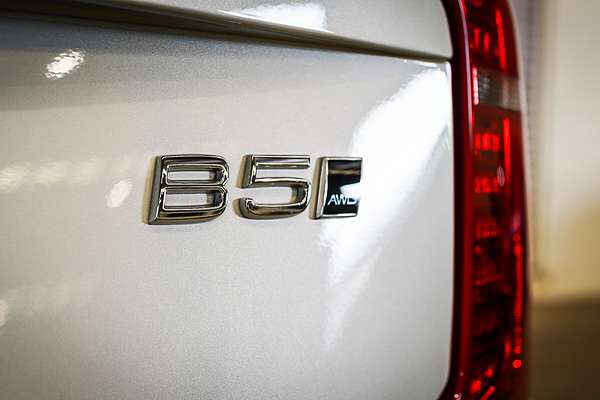 2022 Volvo XC90 B5 Momentum