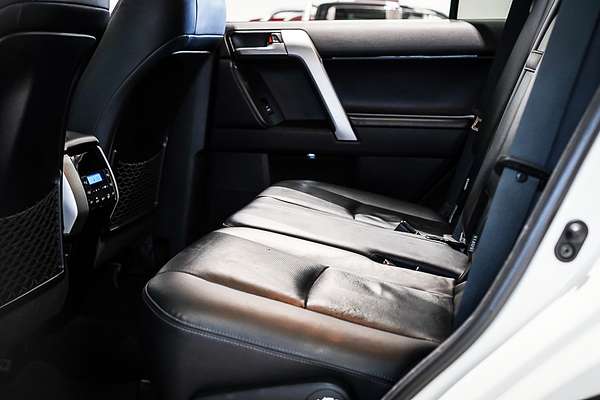 2020 Toyota Landcruiser Prado Kakadu GDJ150R