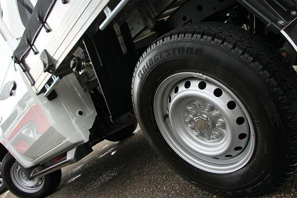 2024 Mitsubishi Triton GLX MR Rear Wheel Drive
