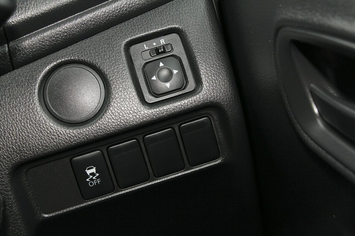 2024 Mitsubishi Triton GLX MR Rear Wheel Drive