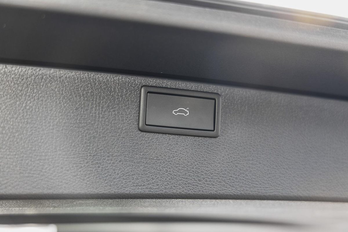 2024 Volkswagen Multivan TDI340 Edition T6.1 SWB