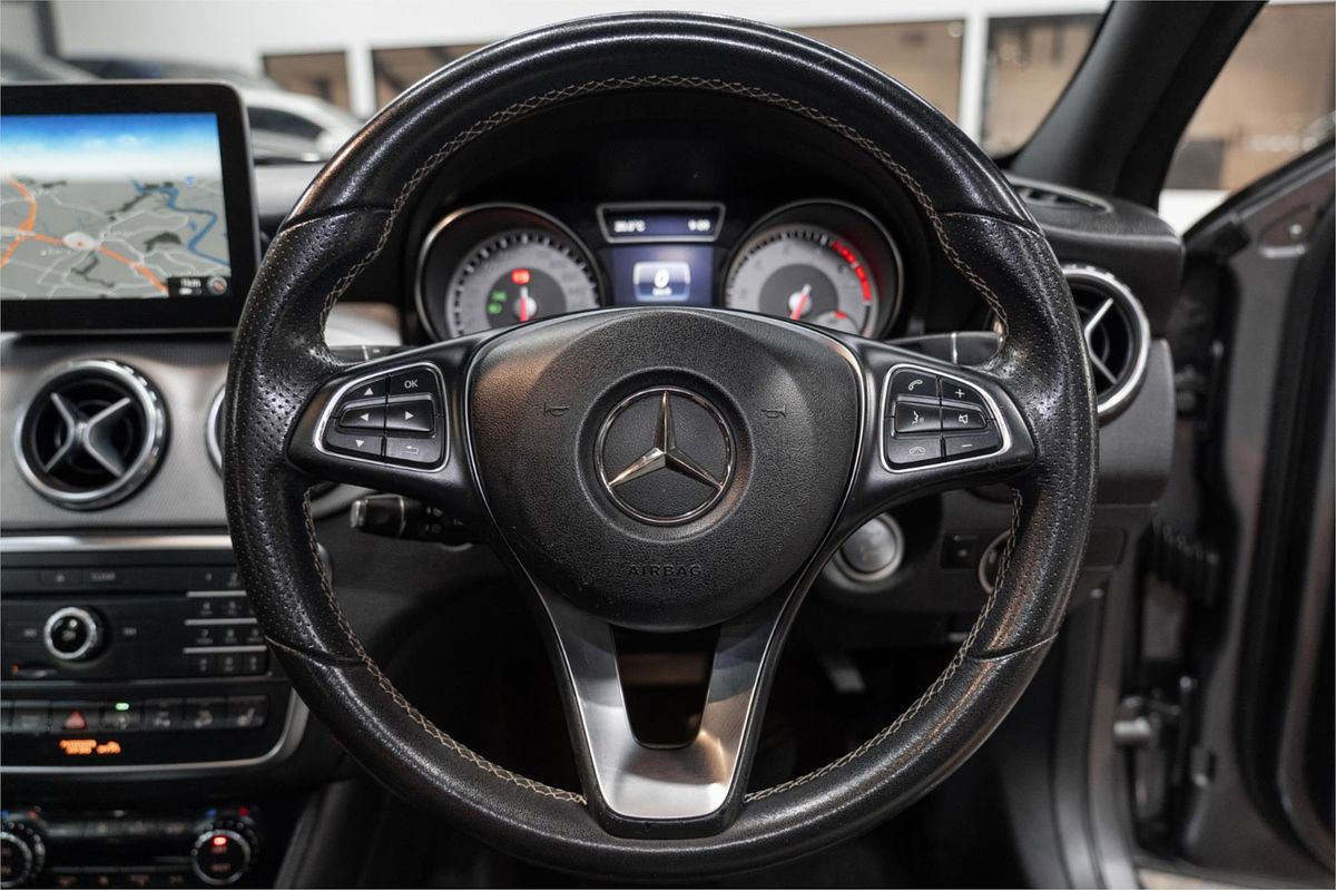 2017 Mercedes-Benz GLA-Class GLA250 X156